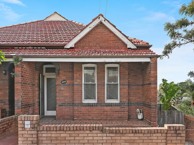 1 Victoria Street, Turrella NSW 2205