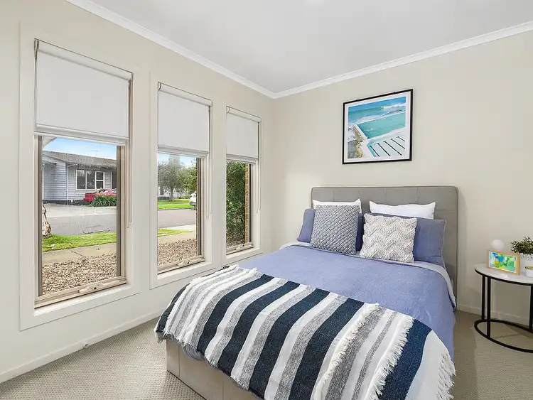 Fifth view of Homely house listing, 29 Highview Parade, Hamlyn Heights VIC 3215
