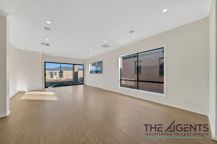 Second view of Homely house listing, 18 Runcorn Crescent, Strathtulloh VIC 3338