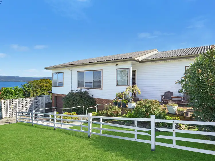 Sixth view of Homely house listing, 47 Grandview Parade, Lake Heights NSW 2502