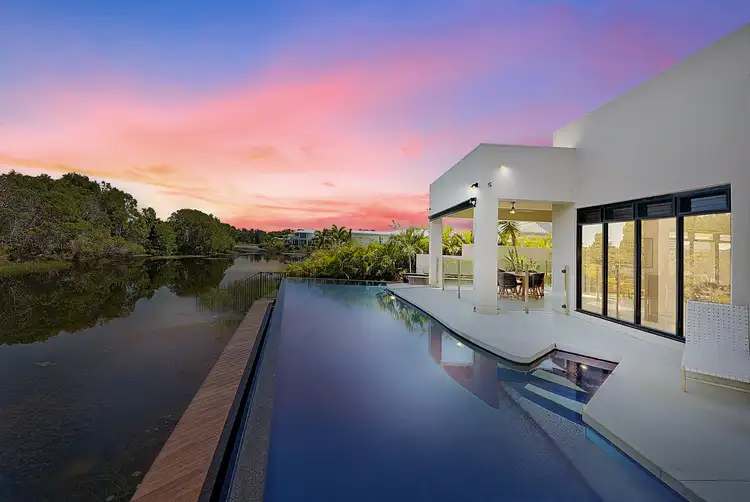 12 Rutherford Place, Pelican Waters QLD 4551