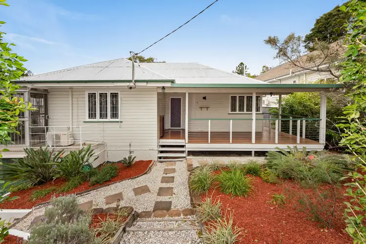 6 Mona Street, Coorparoo QLD 4151
