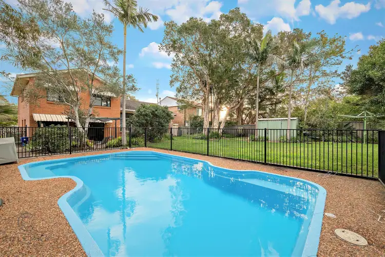 1 Kendall Crescent, Norah Head NSW 2263