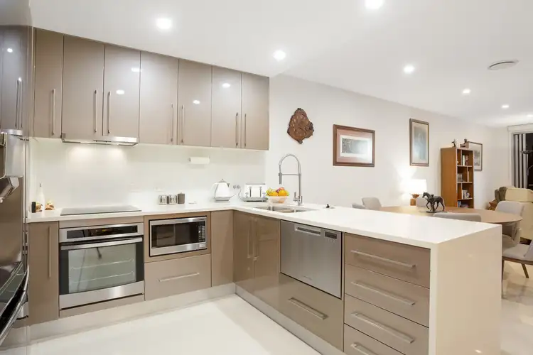 4/3046 Quay South Drive, Carrara QLD 4211