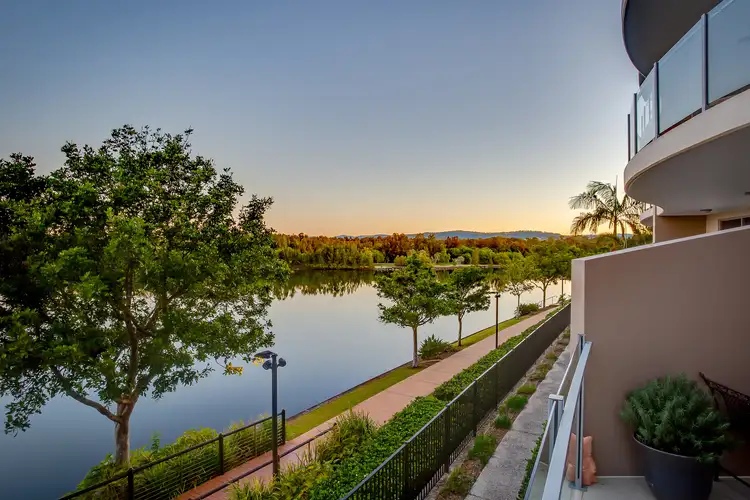 Fifth view of Homely unit listing, 4/3046 Quay South Drive, Carrara QLD 4211