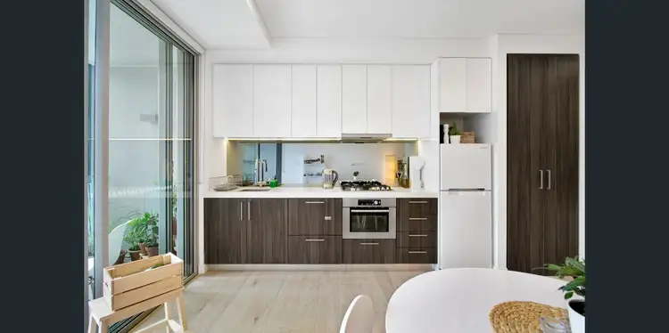 605/84-108 Anzac Parade