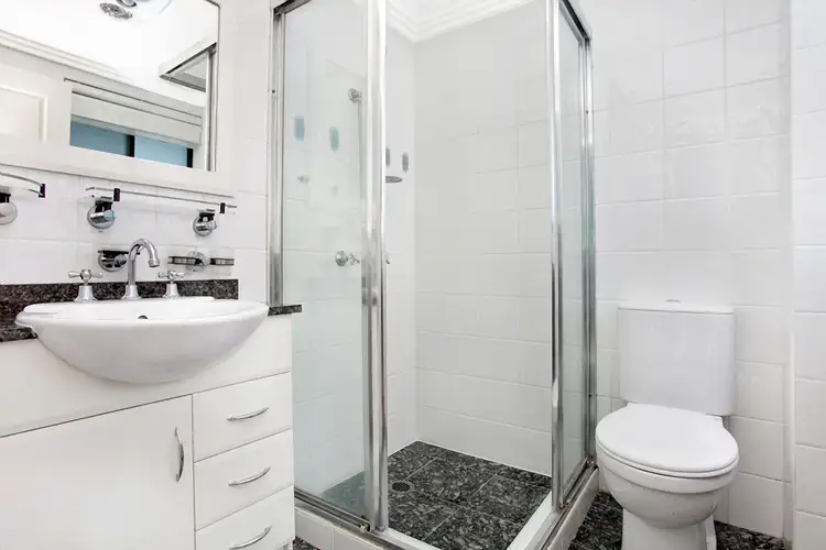 Fifth view of Homely unit listing, 3/13-17 Searl Road, Cronulla NSW 2230