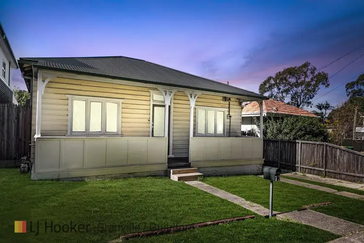 12 Byron Road, Guildford NSW 2161