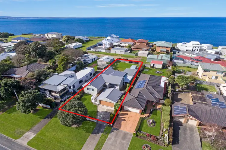 208 Bentinck Street, Portland VIC 3305