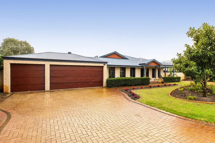 37 Horseshoe Circuit, Henley Brook WA 6055