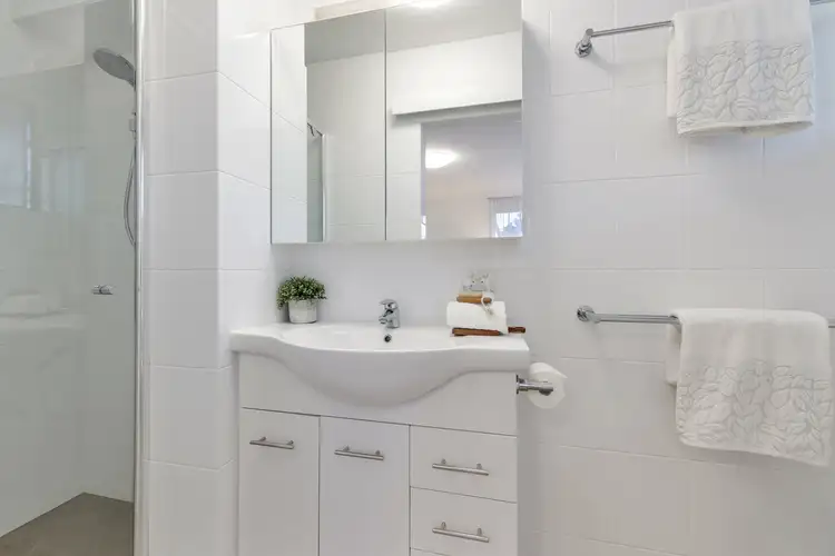 Sixth view of Homely unit listing, 5/104 Station Road, Indooroopilly QLD 4068