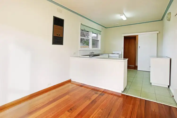 Fifth view of Homely house listing, 1 Sladen Street, Hamlyn Heights VIC 3215
