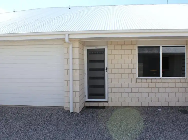 7/44 Lakeside Drive