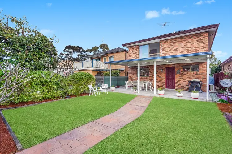 49 Tulloh Street