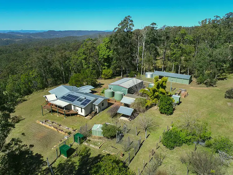 87 Case Road, Ravensbourne QLD 4352