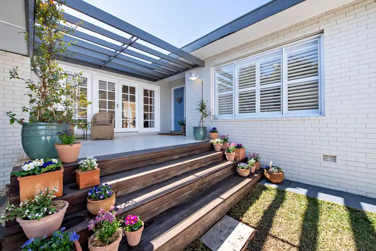 Third view of Homely house listing, 5 Highland Place, Dubbo NSW 2830