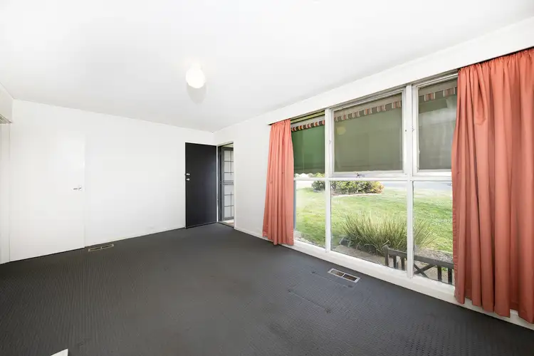 Fifth view of Homely house listing, 2 McPhee Place, Curtin ACT 2605