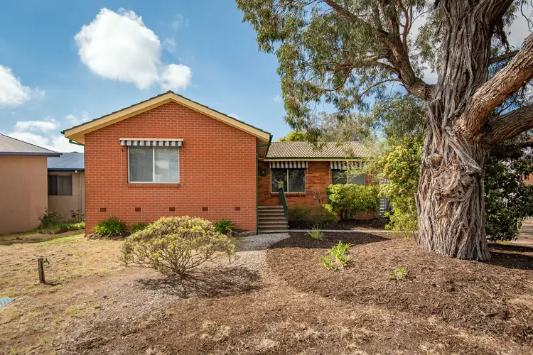 8 Pollock Street, Chifley ACT 2606