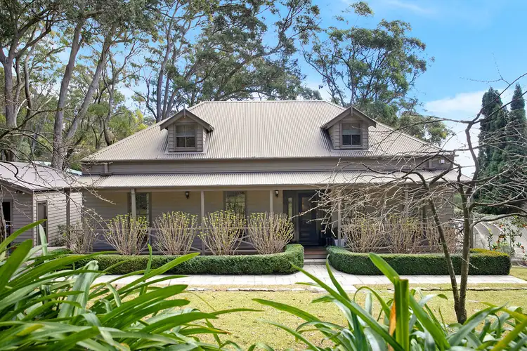 215 Oxley Drive, Mittagong NSW 2575