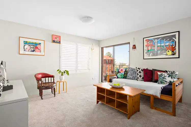 2/42 Crown Road, Queenscliff NSW 2096