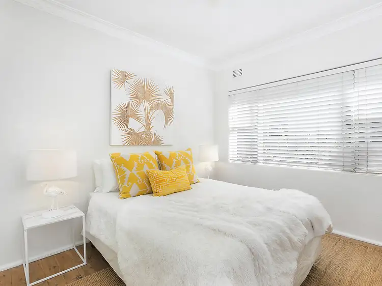 Sixth view of Homely semi-detached listing, 1/6 Queenscliff Road, Queenscliff NSW 2096