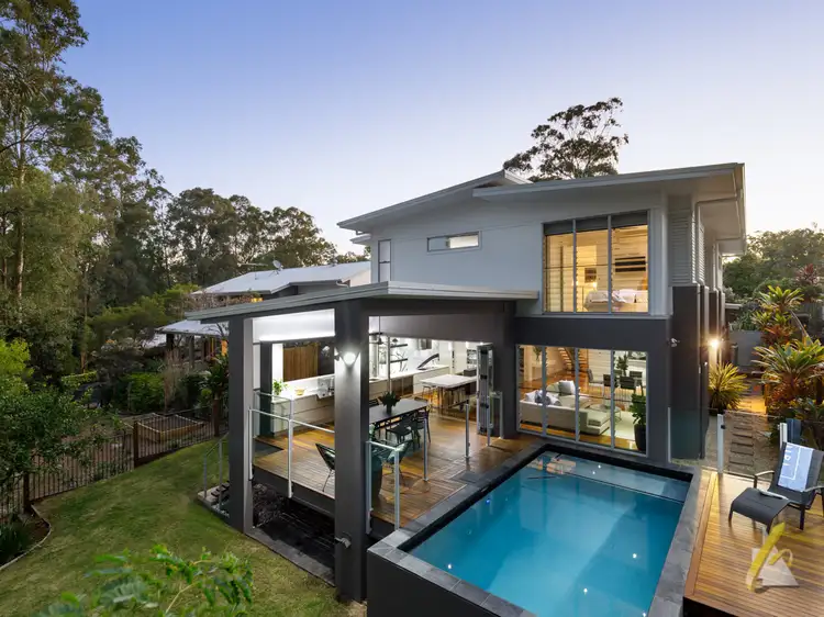 42 Lomandra Place, Chapel Hill QLD 4069