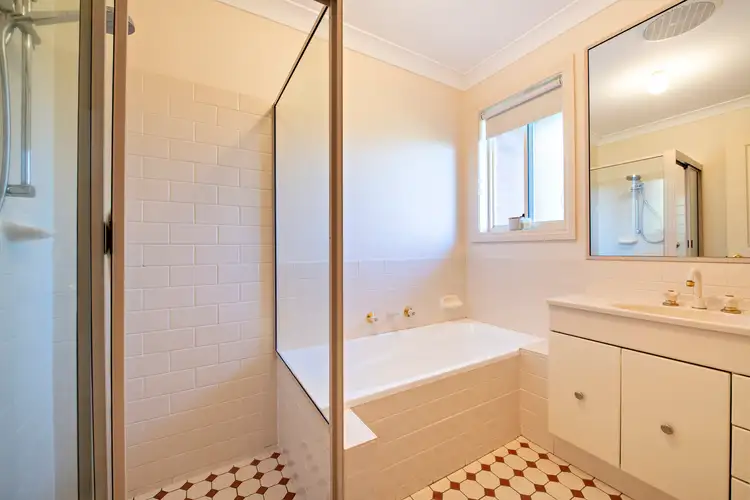 Sixth view of Homely unit listing, 2/12 Grangewood Drive, Dubbo NSW 2830