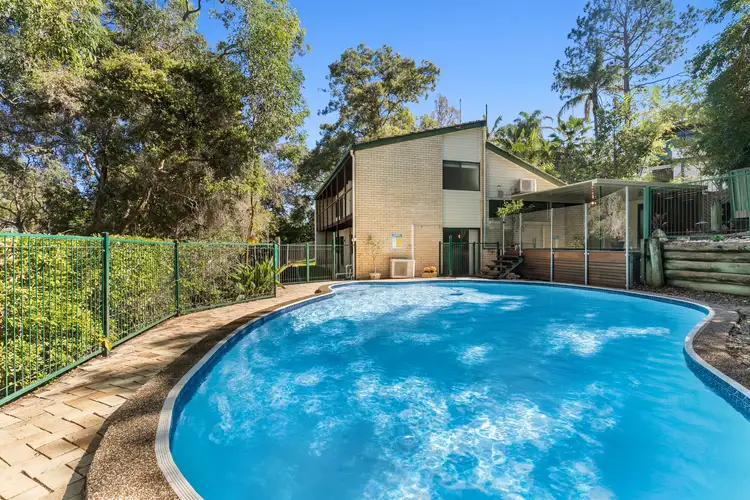 7 Yeoman Street, Chapel Hill QLD 4069