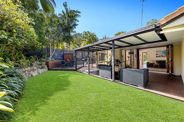 33 Warrack Street, Mount Coolum QLD 4573