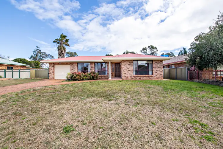 57 Cormorant Crescent, Dubbo NSW 2830