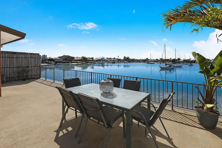 2/15-17 Carinya Street, Mooloolaba QLD 4557