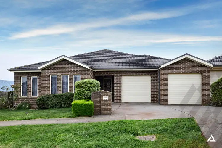 68 Cook Street, Drouin VIC 3818