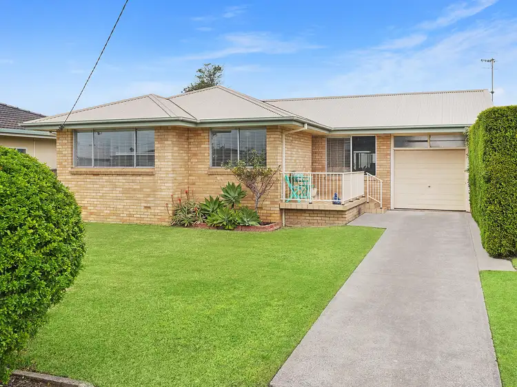 18 Torres Street, Killarney Vale NSW 2261