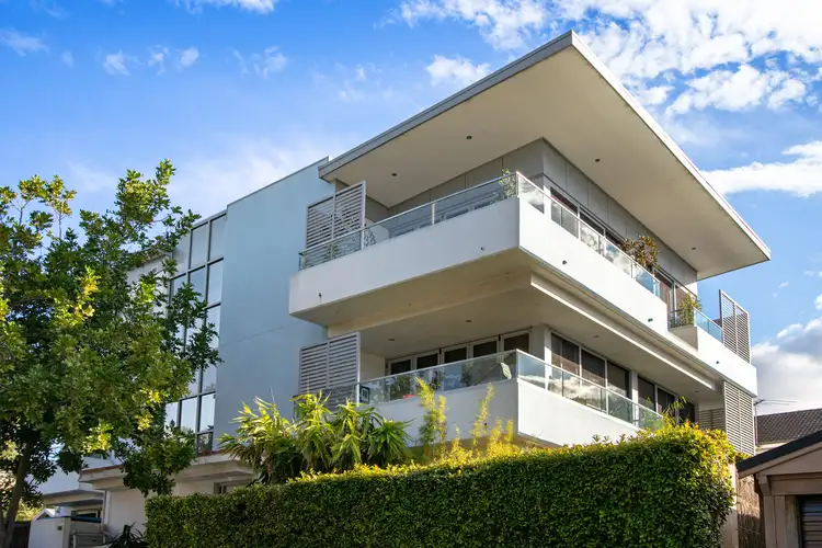 Second view of Homely unit listing, 3/82 Howard Avenue, Dee Why NSW 2099