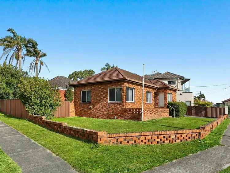 Second view of Homely house listing, 21 Dwyer Avenue, Little Bay NSW 2036