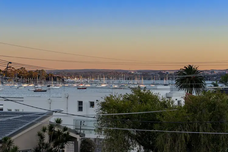 9A Carlton Crescent, Kogarah Bay NSW 2217