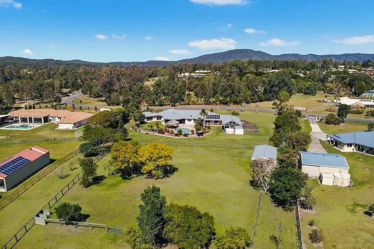 18 Warwick Lane, Samford Valley QLD 4520