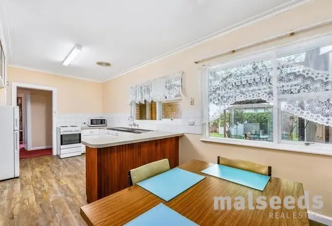 Fourth view of Homely house listing, 11 Lasiandra Court, Mount Gambier SA 5290