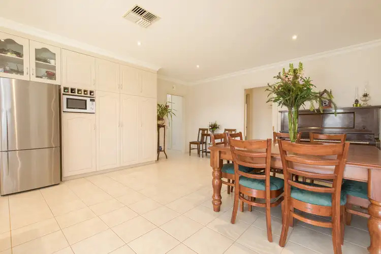 Fifth view of Homely house listing, 497 Ontario Avenue, Mildura VIC 3500