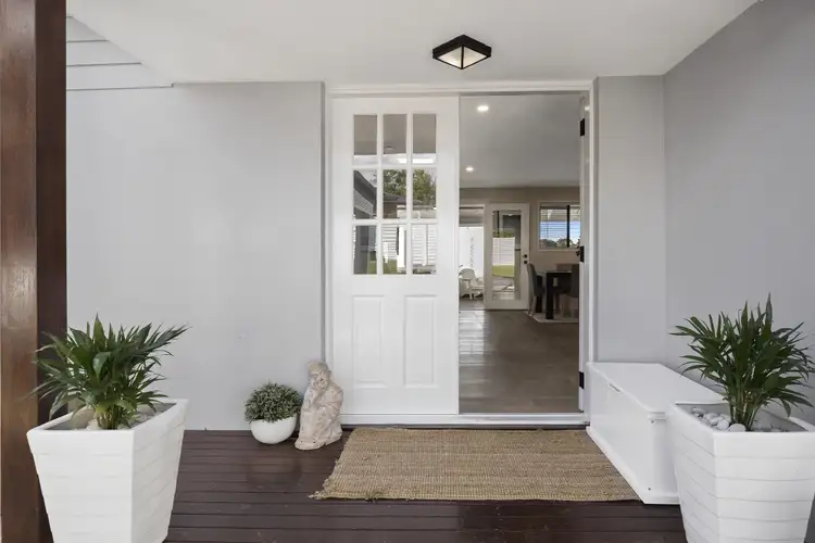 Second view of Homely house listing, 7 Kerria Crescent, Ashmore QLD 4214