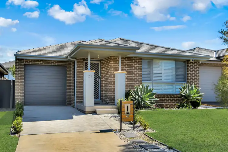 21 Murcutt Street, Ropes Crossing NSW 2760