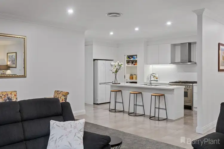 Fourth view of Homely house listing, 5 Nandina Court, Strathdale VIC 3550