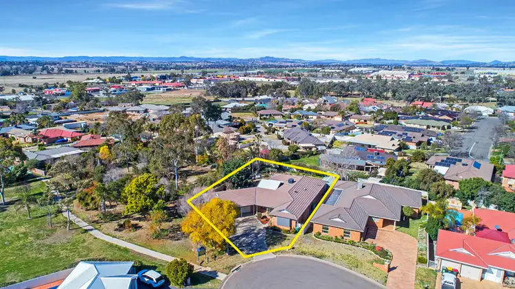 Second view of Homely house listing, 26 Glen Alpha Close, Tamworth NSW 2340