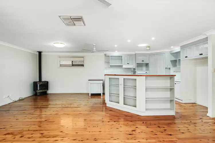 Fifth view of Homely house listing, 26 Glen Alpha Close, Tamworth NSW 2340