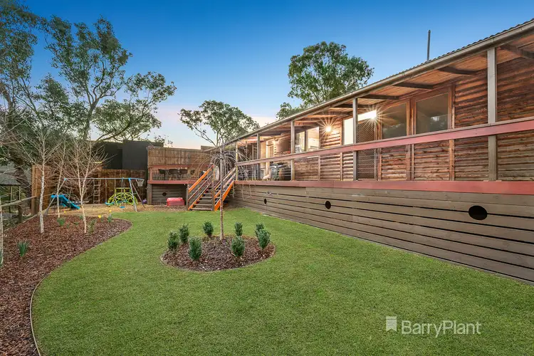 14 Upper Road, Wattle Glen VIC 3096