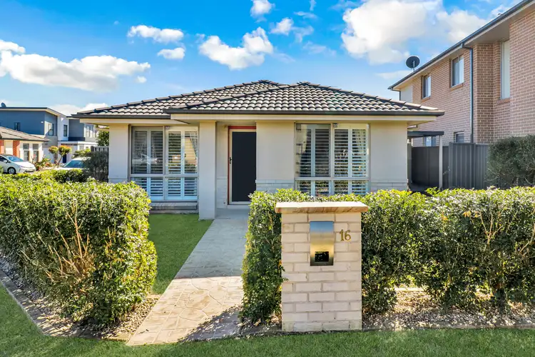 16 Taradale Drive, Ropes Crossing NSW 2760