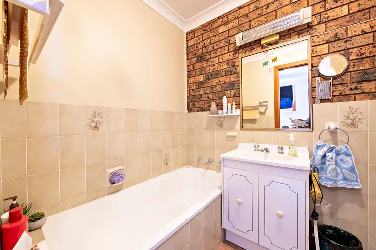 Fifth view of Homely semi-detached listing, 72 Birch Avenue, Dubbo NSW 2830