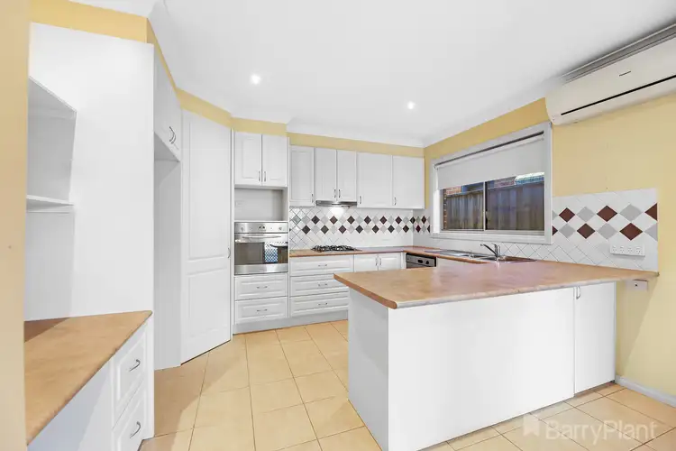 Fifth view of Homely unit listing, 6/13 Wood Street, Drouin VIC 3818