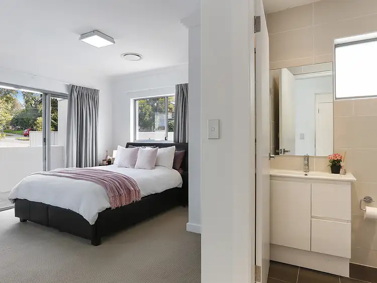 Fifth view of Homely house listing, 2 Bottlebrush Avenue, Lugarno NSW 2210