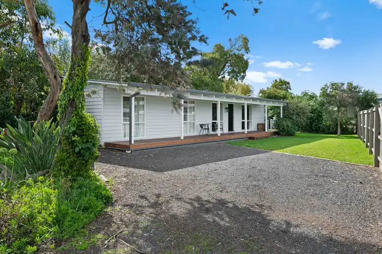 9 Robert Drive, Cowes VIC 3922